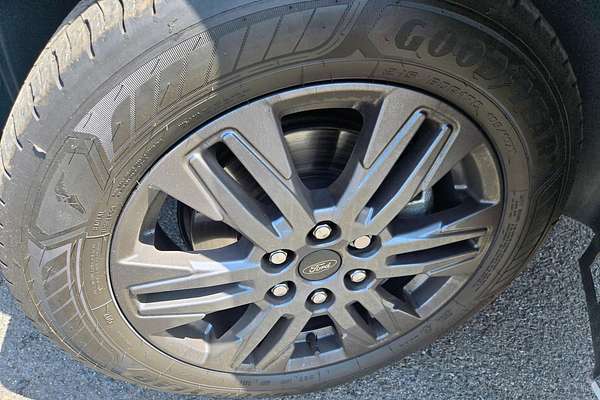 2024 Ford Tourneo Titanium X AV SWB