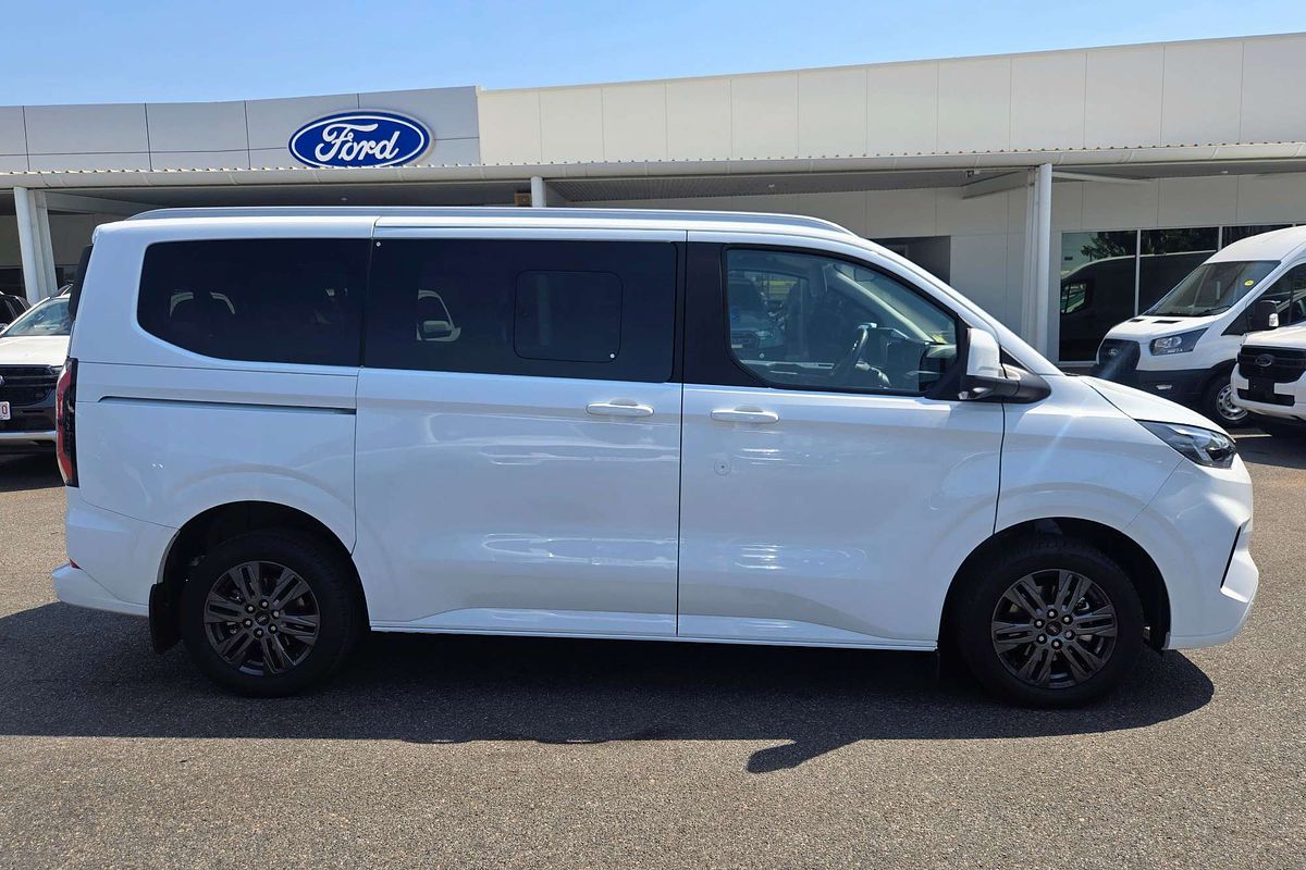 2024 Ford Tourneo Titanium X AV SWB