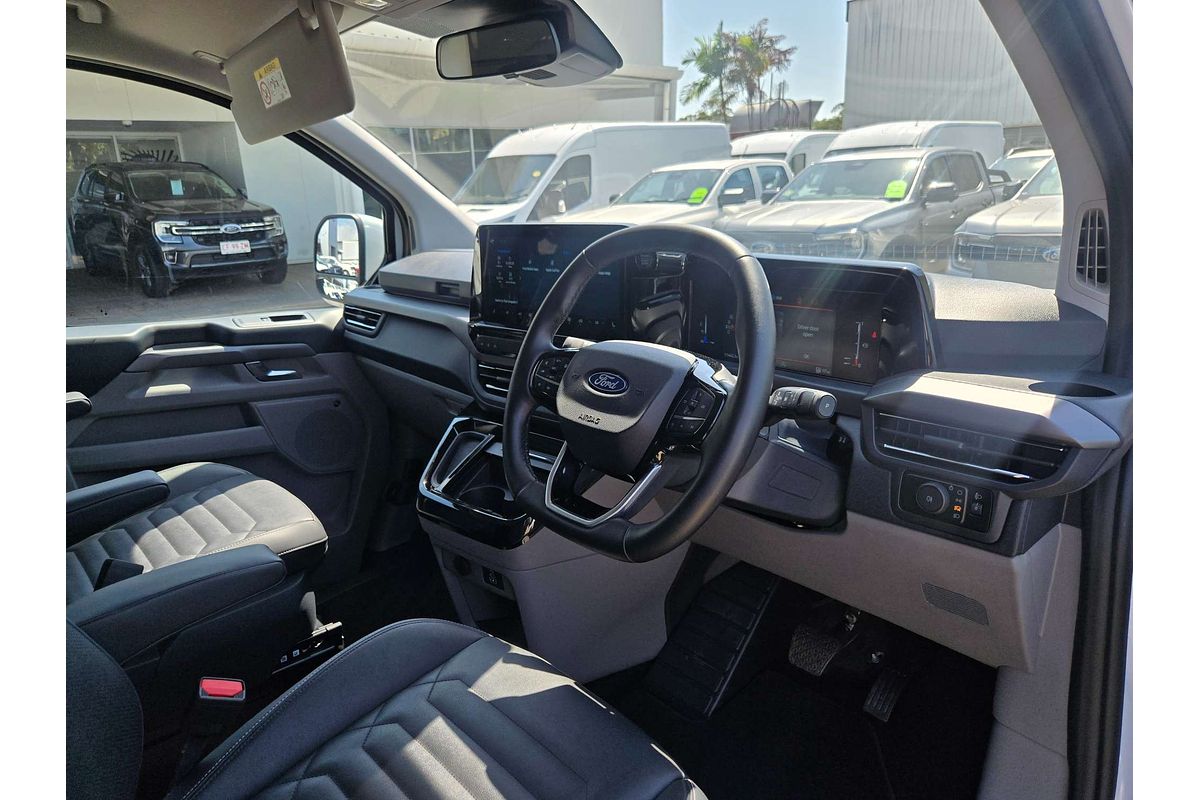 2024 Ford Tourneo Titanium X AV SWB