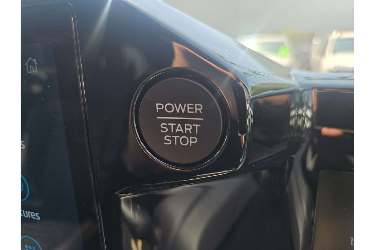 2024 Ford Tourneo Titanium X AV SWB