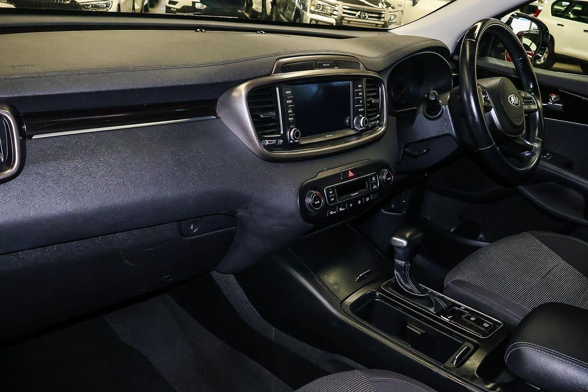 2020 Kia Sorento Si UM