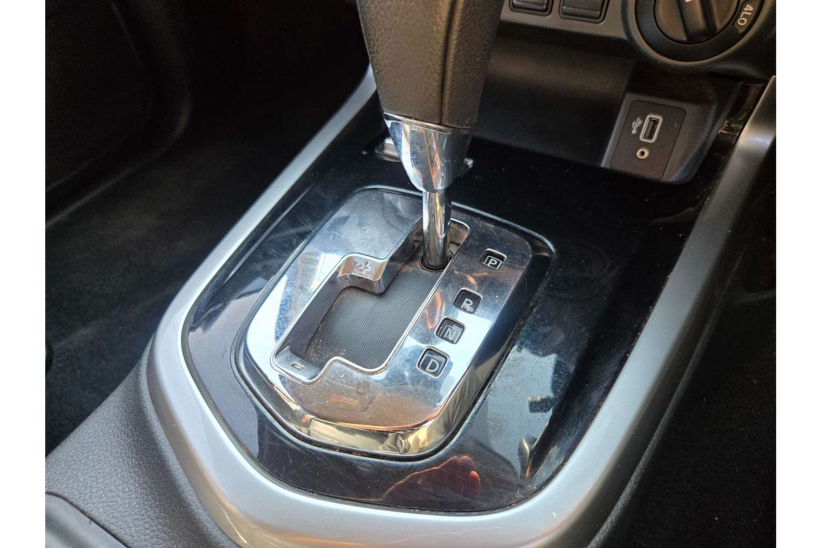 2022 Nissan Navara ST D23 4X4