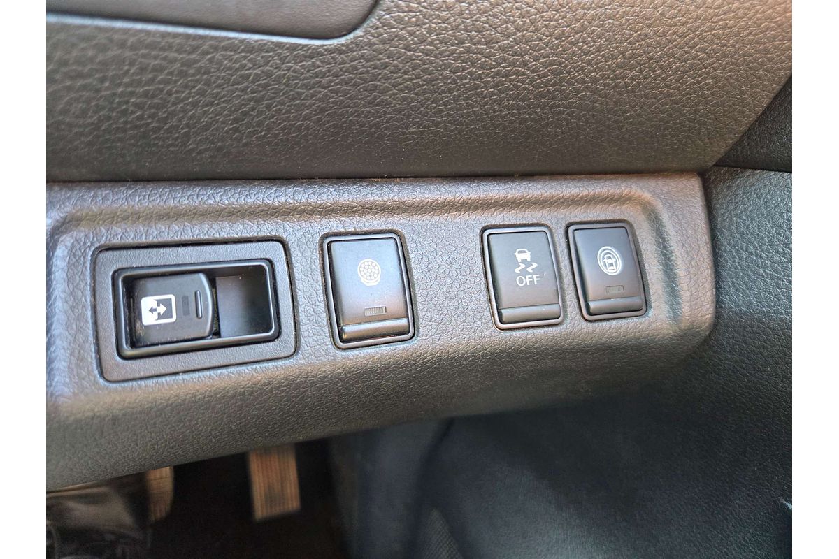 2022 Nissan Navara ST D23 4X4