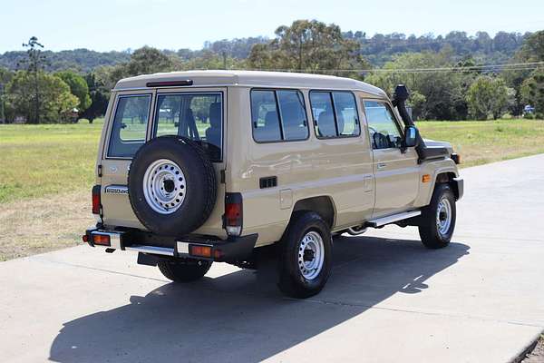 2025 Toyota Landcruiser GXL Troopcarrier GDJL78R