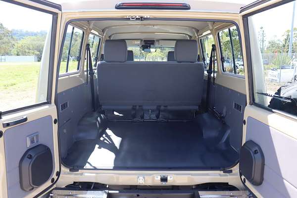 2025 Toyota Landcruiser GXL Troopcarrier GDJL78R