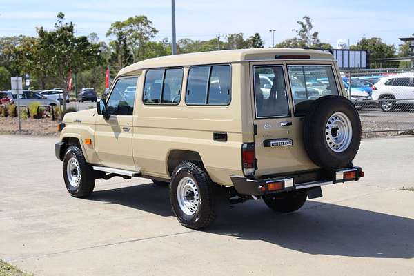 2025 Toyota Landcruiser GXL Troopcarrier GDJL78R