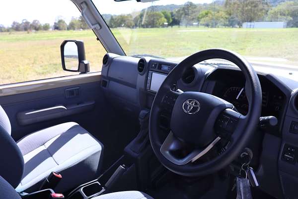 2025 Toyota Landcruiser GXL Troopcarrier GDJL78R