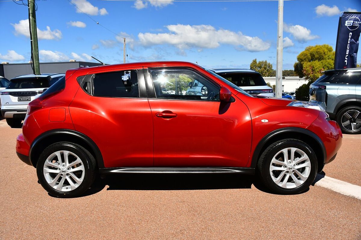 2013 Nissan JUKE ST F15
