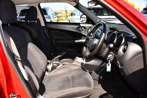 2013 Nissan JUKE ST F15