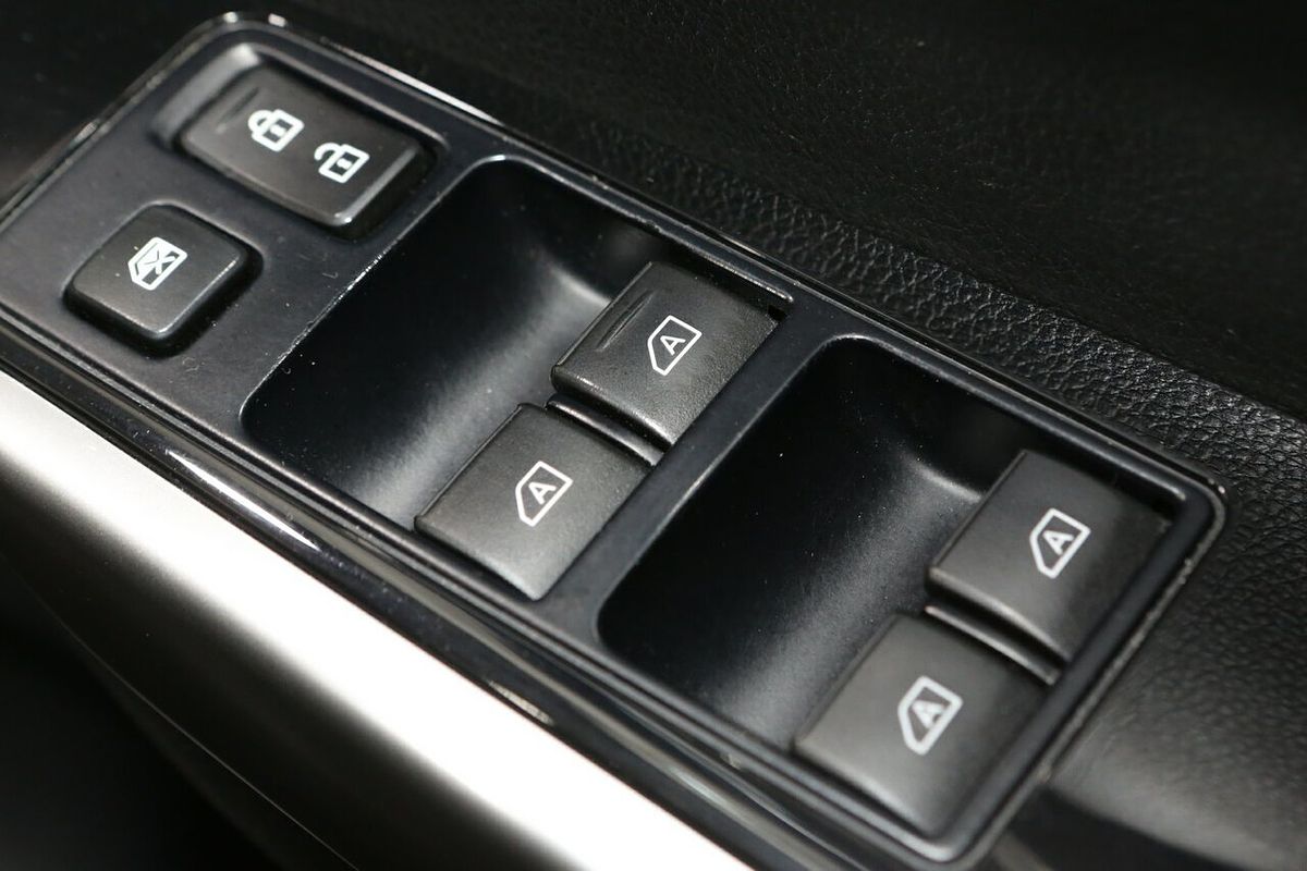 2021 Mitsubishi Pajero Sport GLS QF