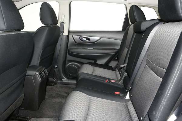 2022 Nissan X-TRAIL ST T32