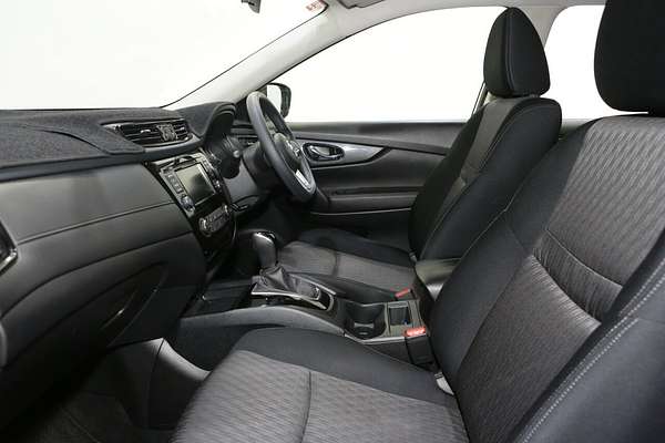 2022 Nissan X-TRAIL ST T32