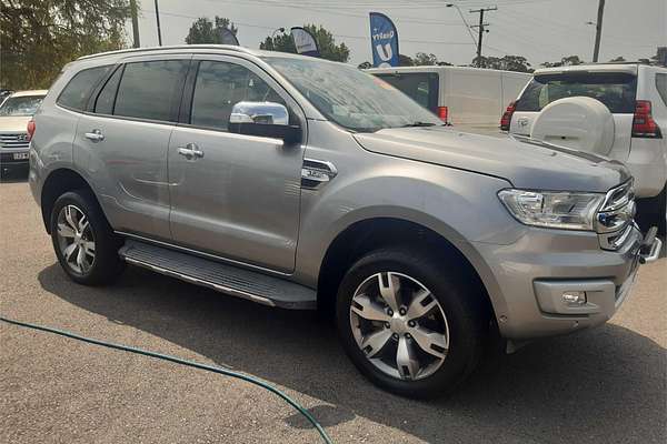 2017 Ford Everest TITANIUM (4WD) UA MY17.5 3.2L