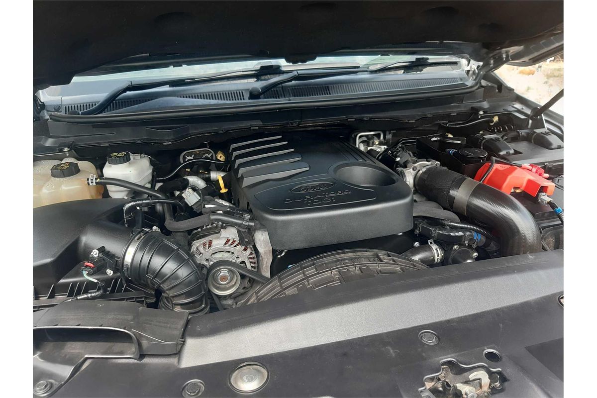 2017 Ford Everest TITANIUM (4WD) UA MY17.5 3.2L