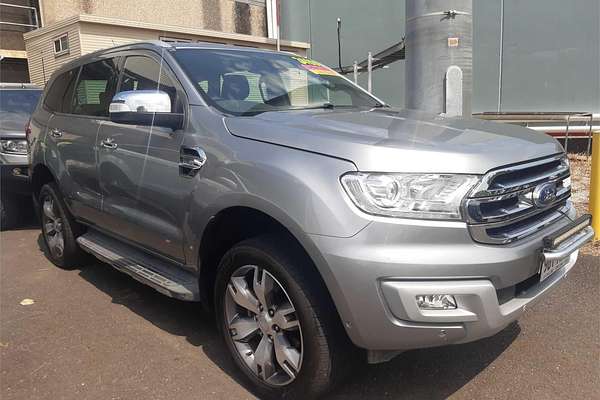 2017 Ford Everest TITANIUM (4WD) UA MY17.5 3.2L