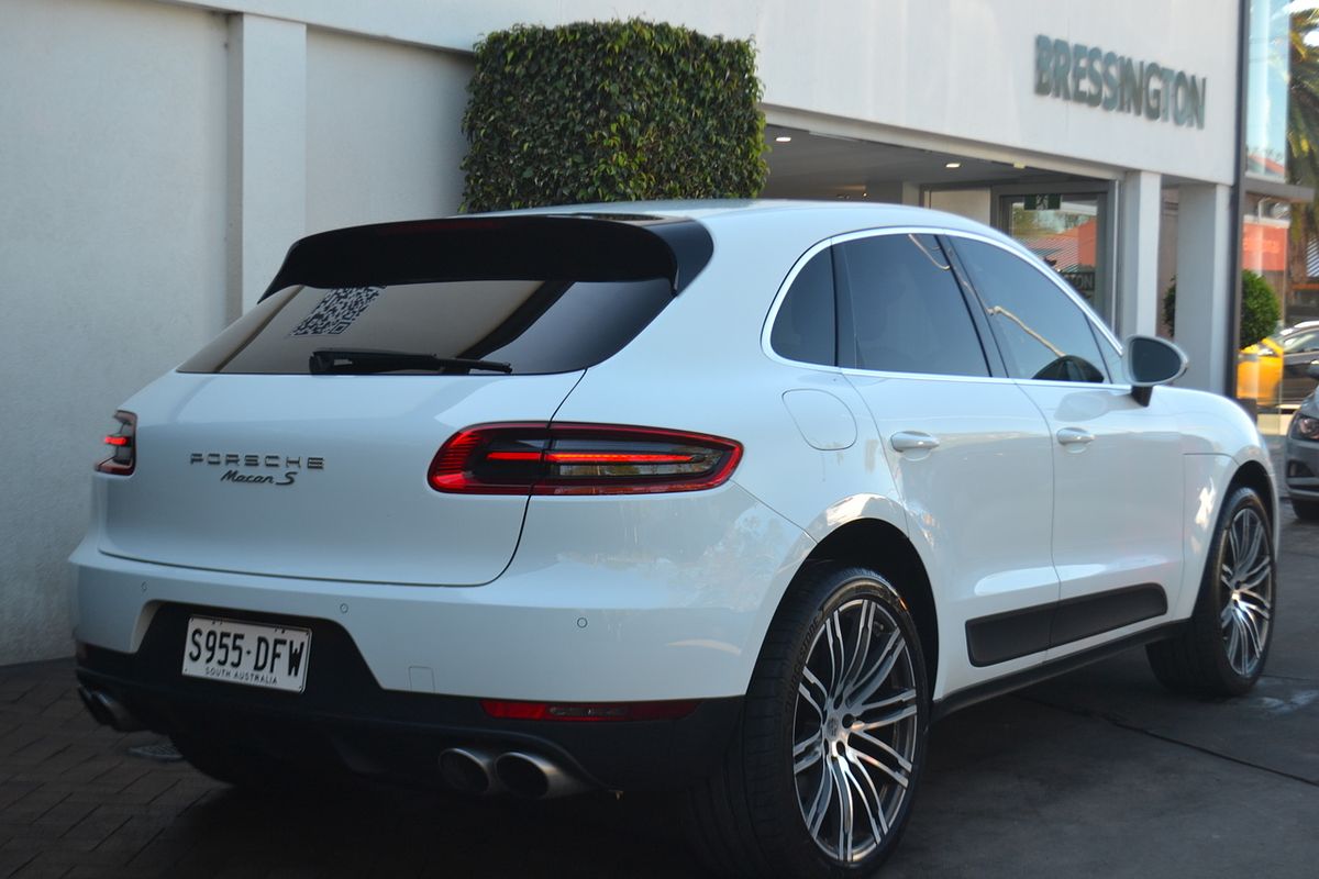 2016 Porsche Macan S 95B