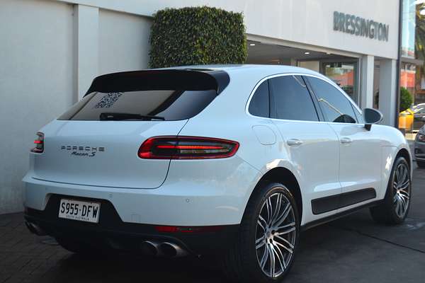 2016 Porsche Macan S 95B