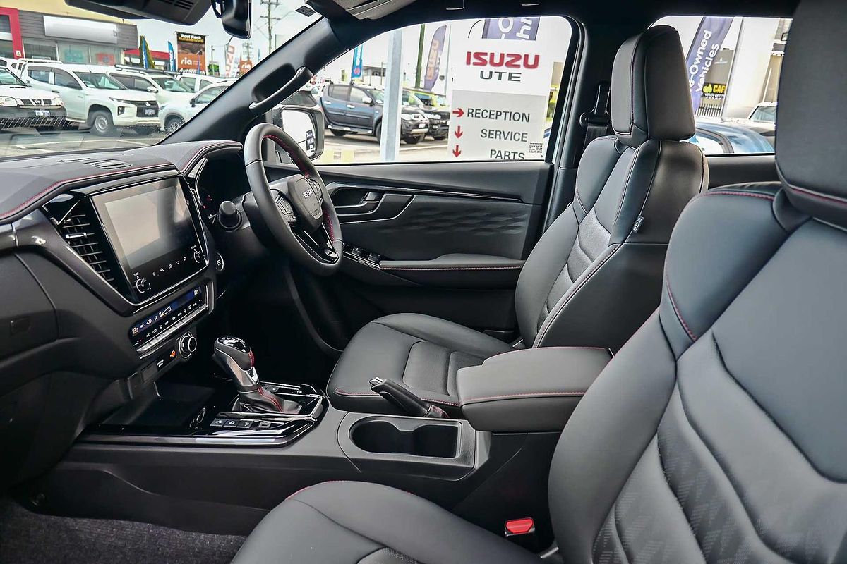 2025 Isuzu D-MAX X-TERRAIN 4X4