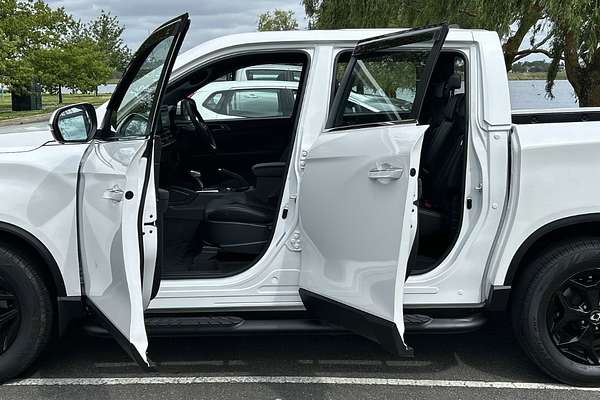 2024 KGM SsangYong Musso Ultimate Q261 4X4