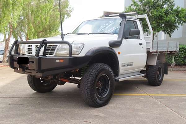 2006 Nissan Patrol DX GU II 4X4