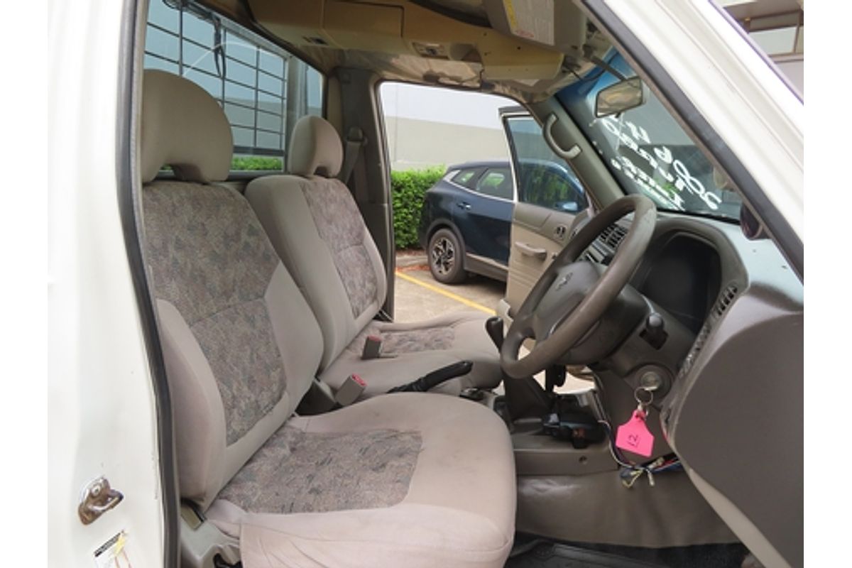 2006 Nissan Patrol DX GU II 4X4