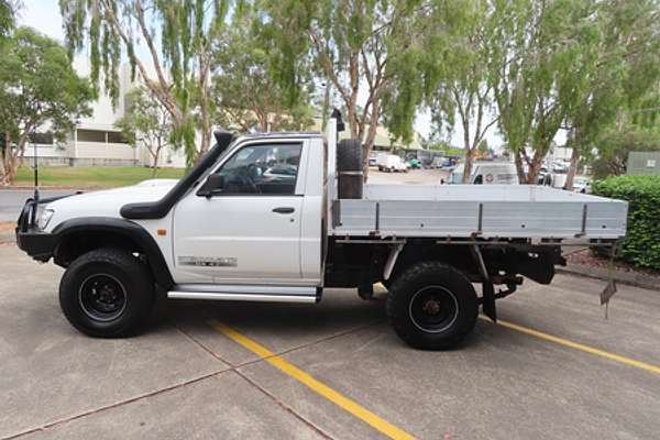 2006 Nissan Patrol DX GU II 4X4
