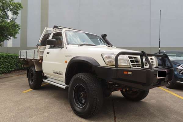 2006 Nissan Patrol DX GU II 4X4