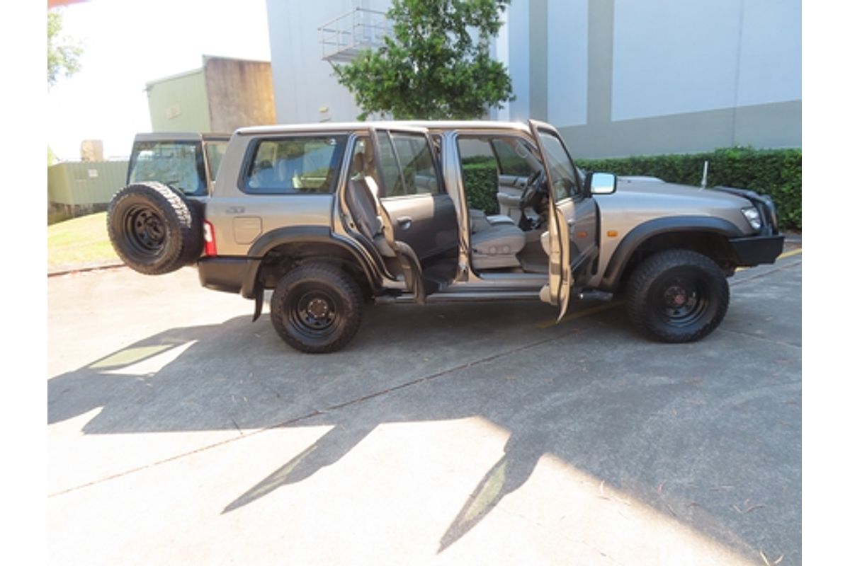 2004 Nissan Patrol ST GU III