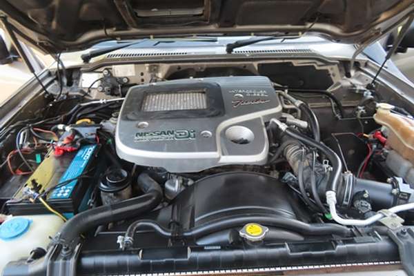 2004 Nissan Patrol ST GU III