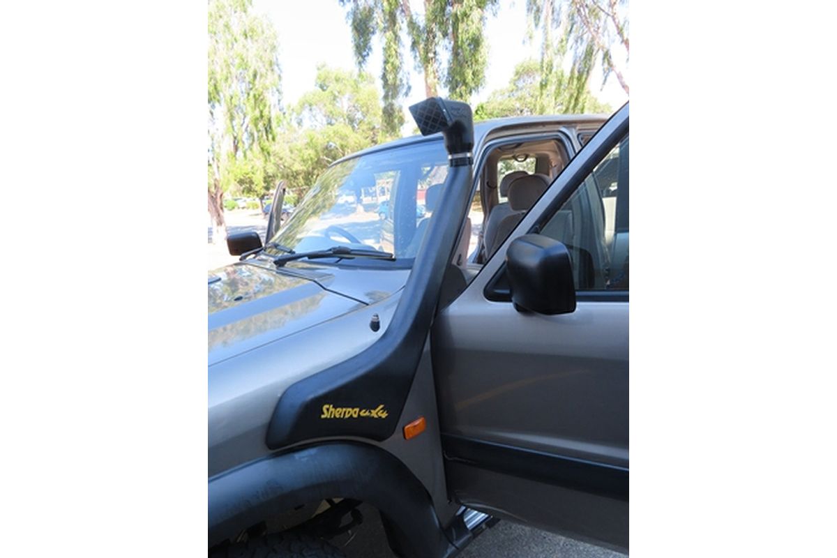 2004 Nissan Patrol ST GU III