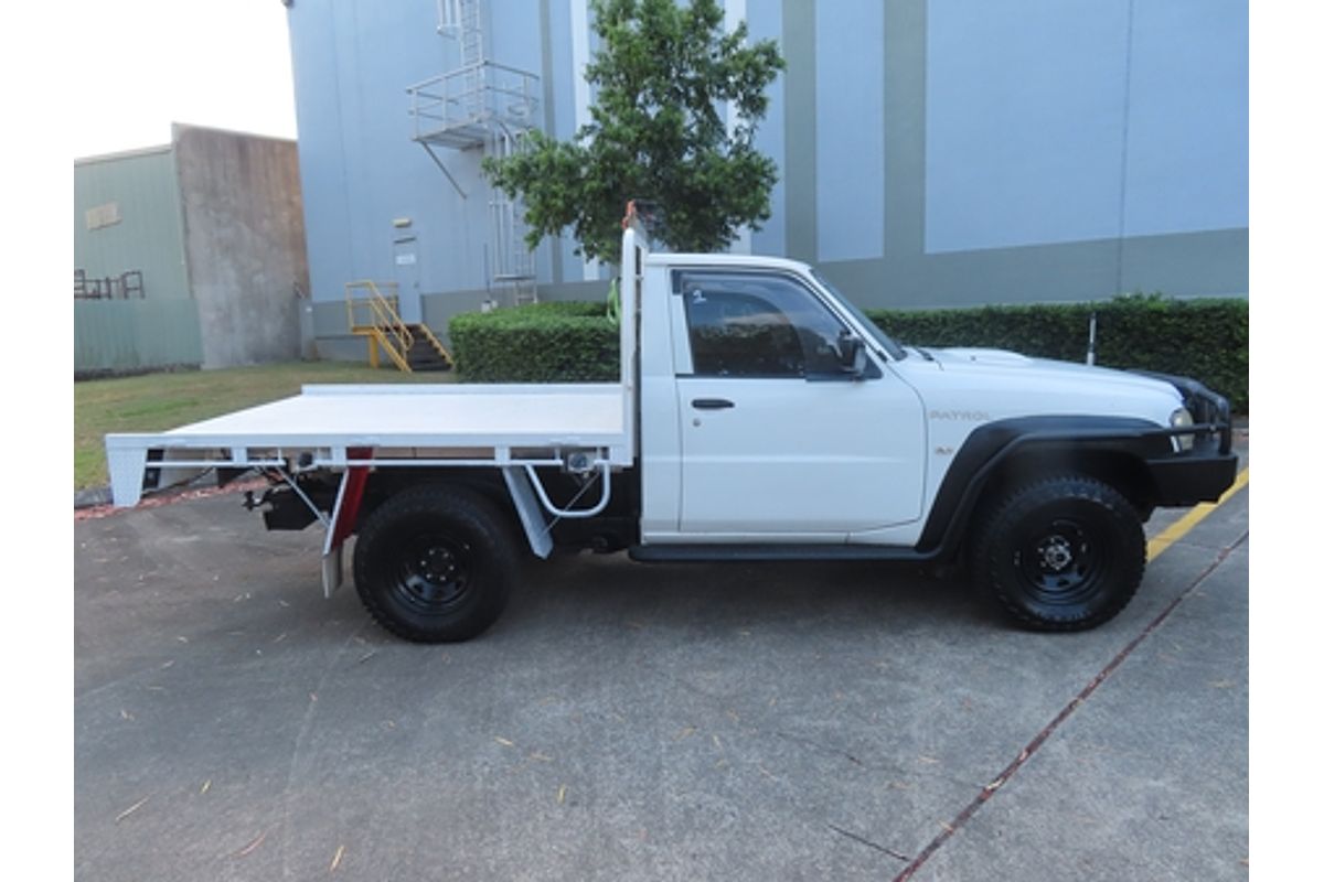 2008 Nissan Patrol DX GU 6