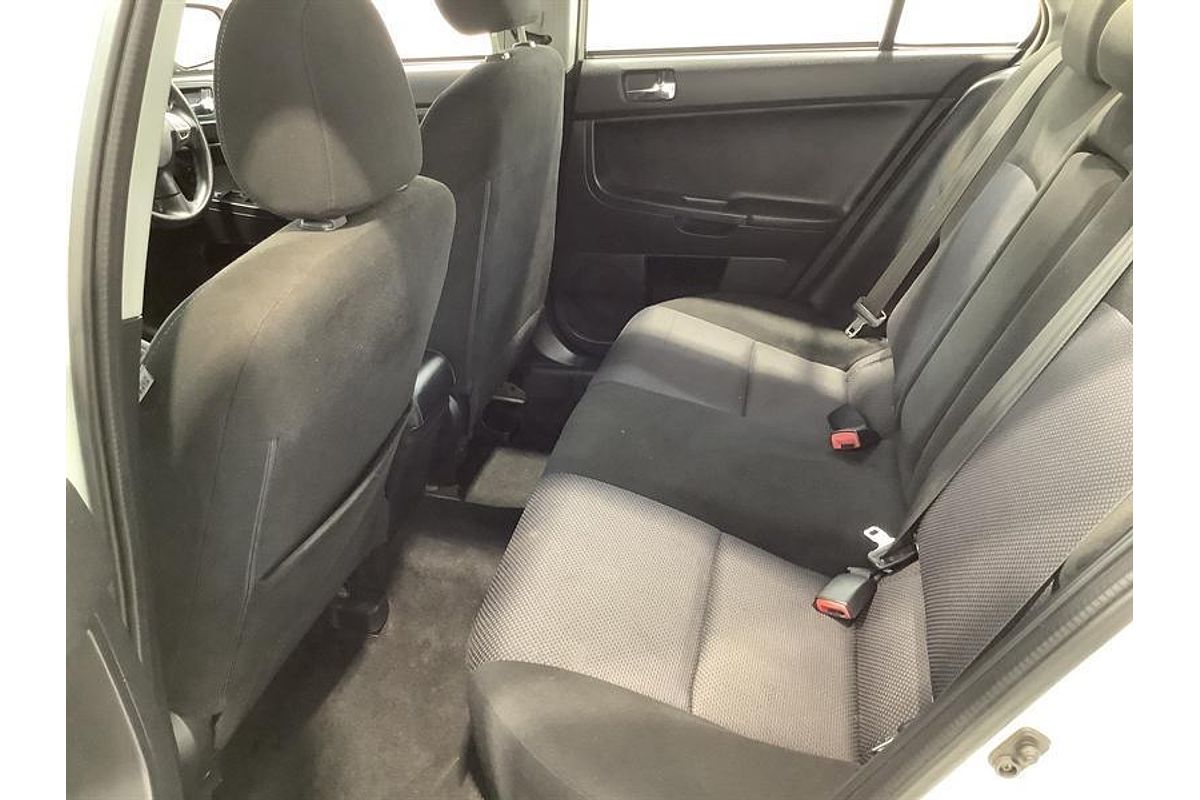 2016 Mitsubishi Lancer ES Sport CF