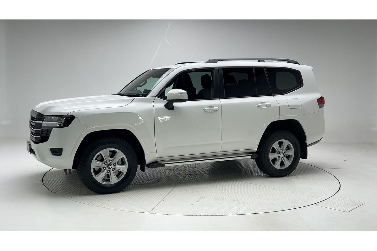 2023 Toyota Landcruiser GXL FJA300R