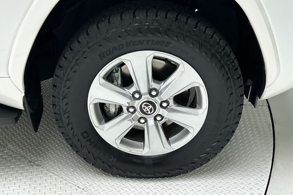 2023 Toyota Landcruiser GXL FJA300R