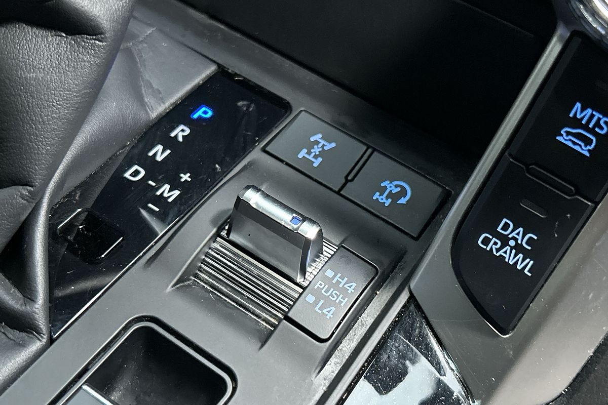 2023 Toyota Landcruiser GXL FJA300R