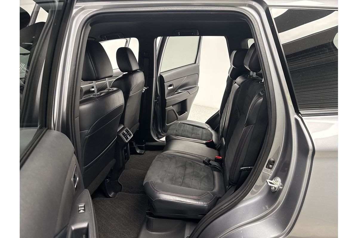 2021 Mitsubishi Outlander Black Edition ZL