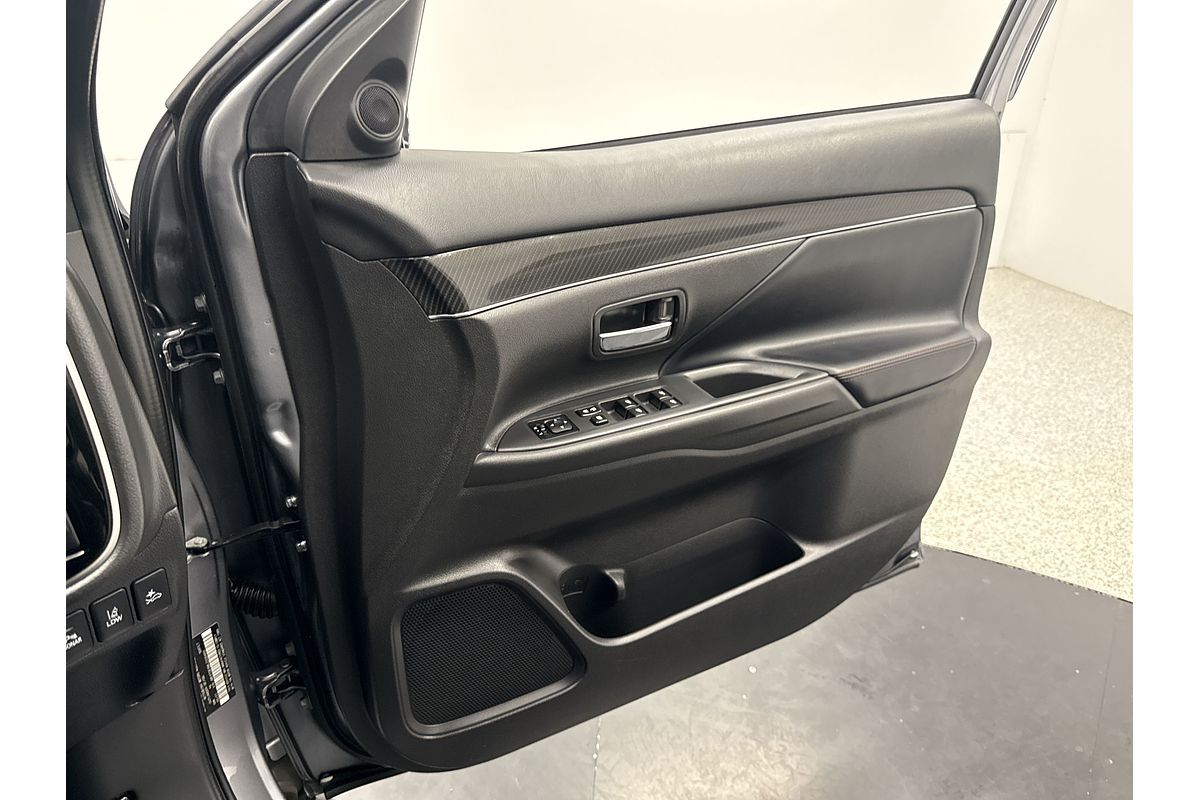 2021 Mitsubishi Outlander Black Edition ZL