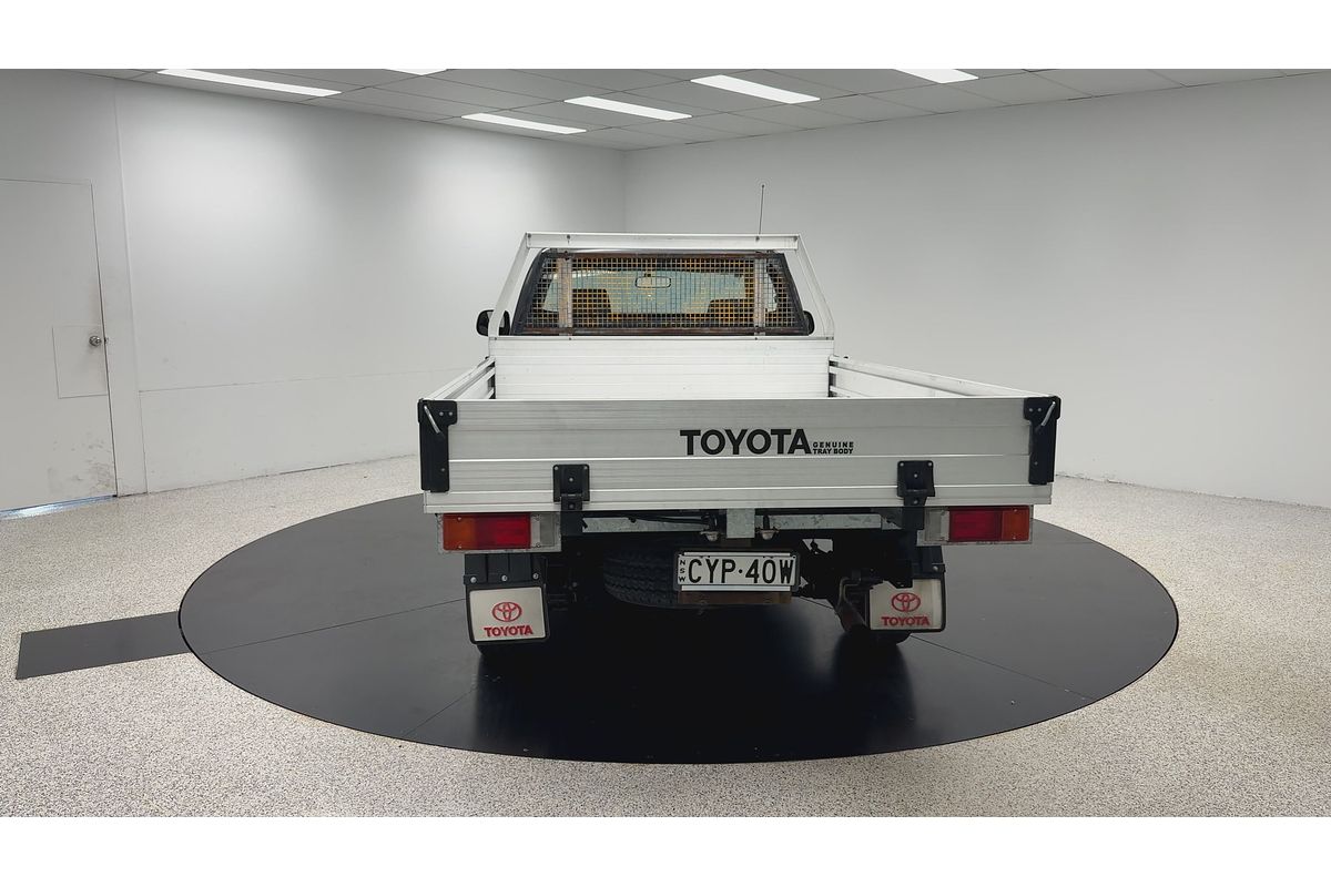 2015 Toyota Hilux Workmate TGN16R Rear Wheel Drive