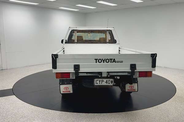 2015 Toyota Hilux Workmate TGN16R Rear Wheel Drive