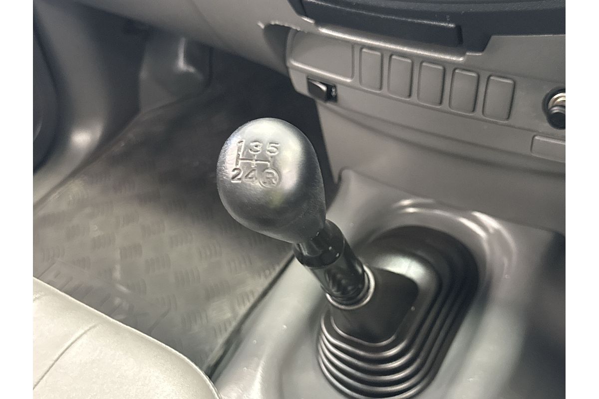 2015 Toyota Hilux Workmate TGN16R Rear Wheel Drive