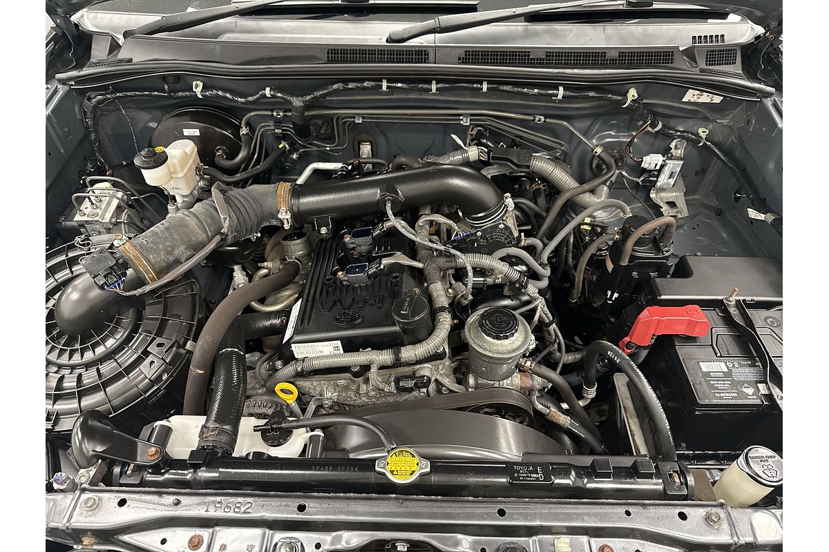 2015 Toyota Hilux Workmate TGN16R Rear Wheel Drive
