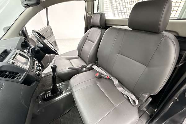 2015 Toyota Hilux Workmate TGN16R Rear Wheel Drive