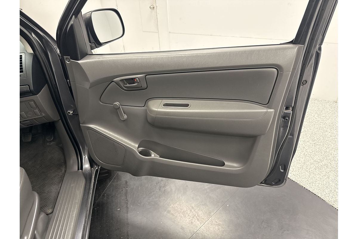 2015 Toyota Hilux Workmate TGN16R Rear Wheel Drive