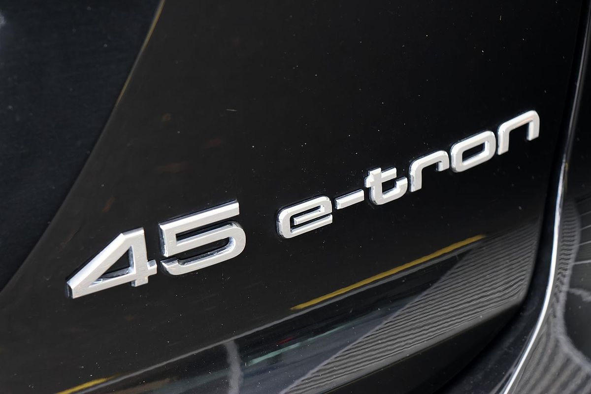 2024 Audi Q4 e-tron 45 F4