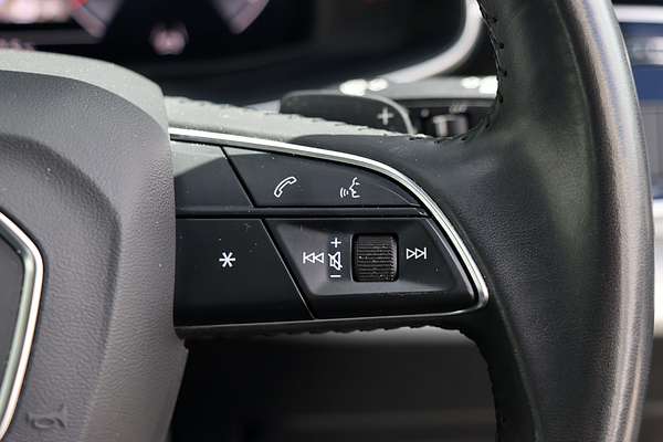 2019 Audi Q8 55 TFSI F1