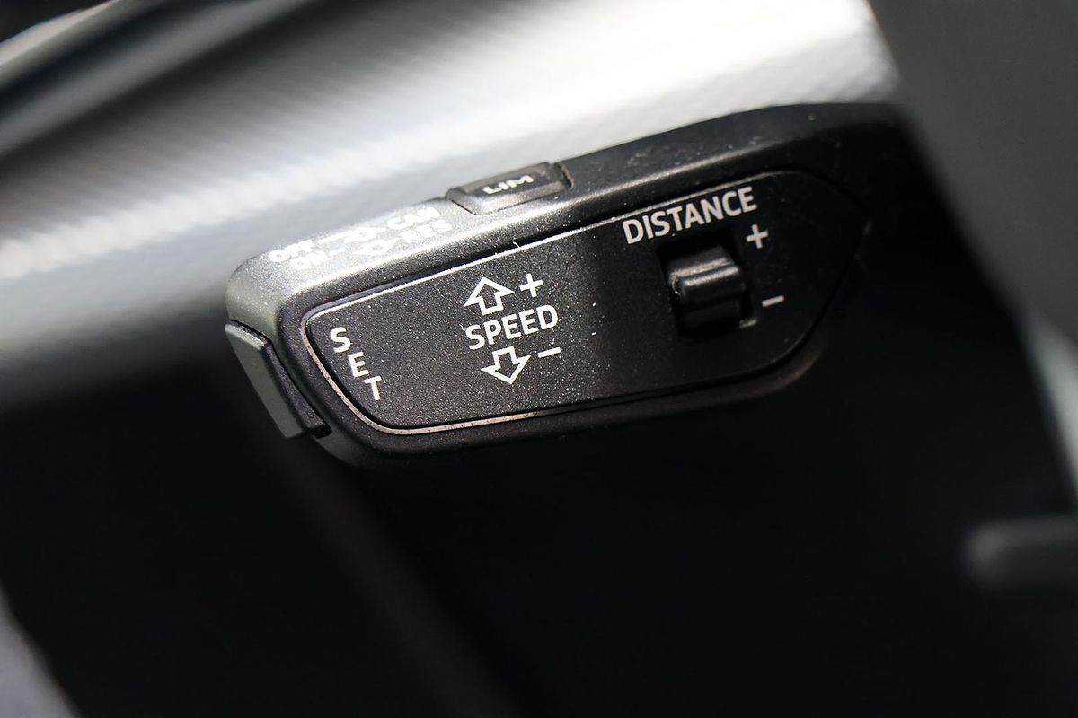 2019 Audi Q8 55 TFSI F1