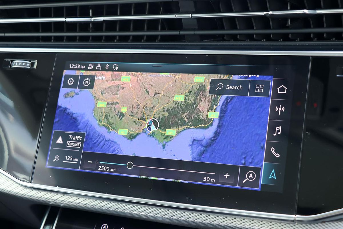 2019 Audi Q8 55 TFSI F1