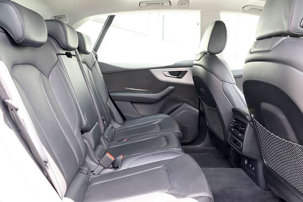 2019 Audi Q8 55 TFSI F1