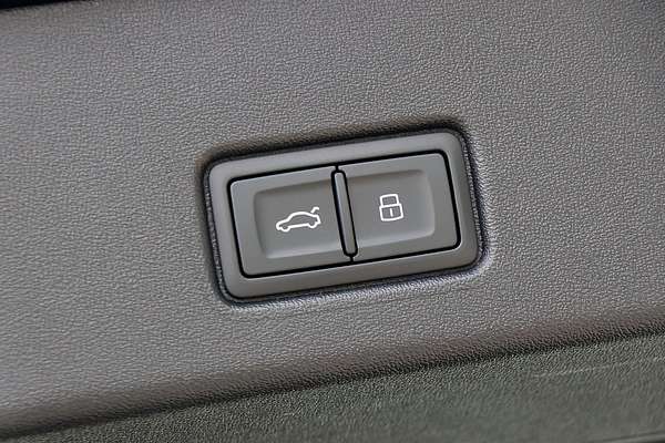 2024 Audi Q4 e-tron 45 F4