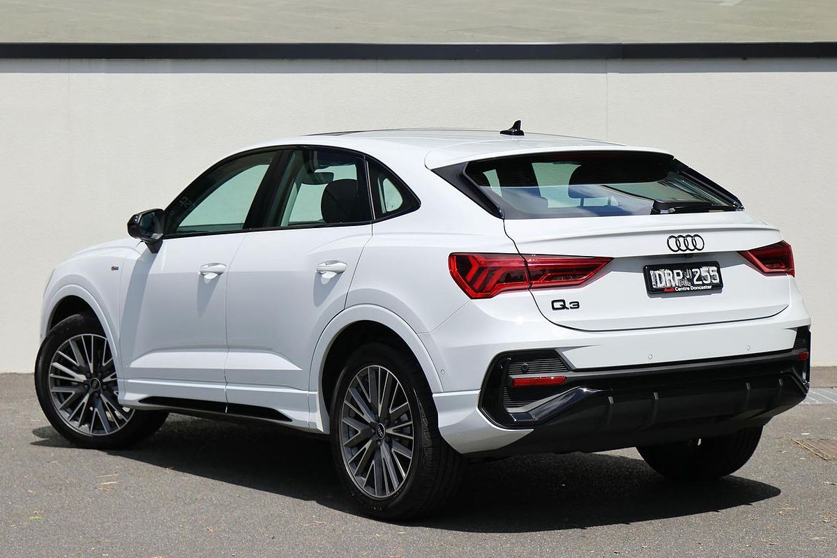 2025 Audi Q3 35 TFSI S line edition F3